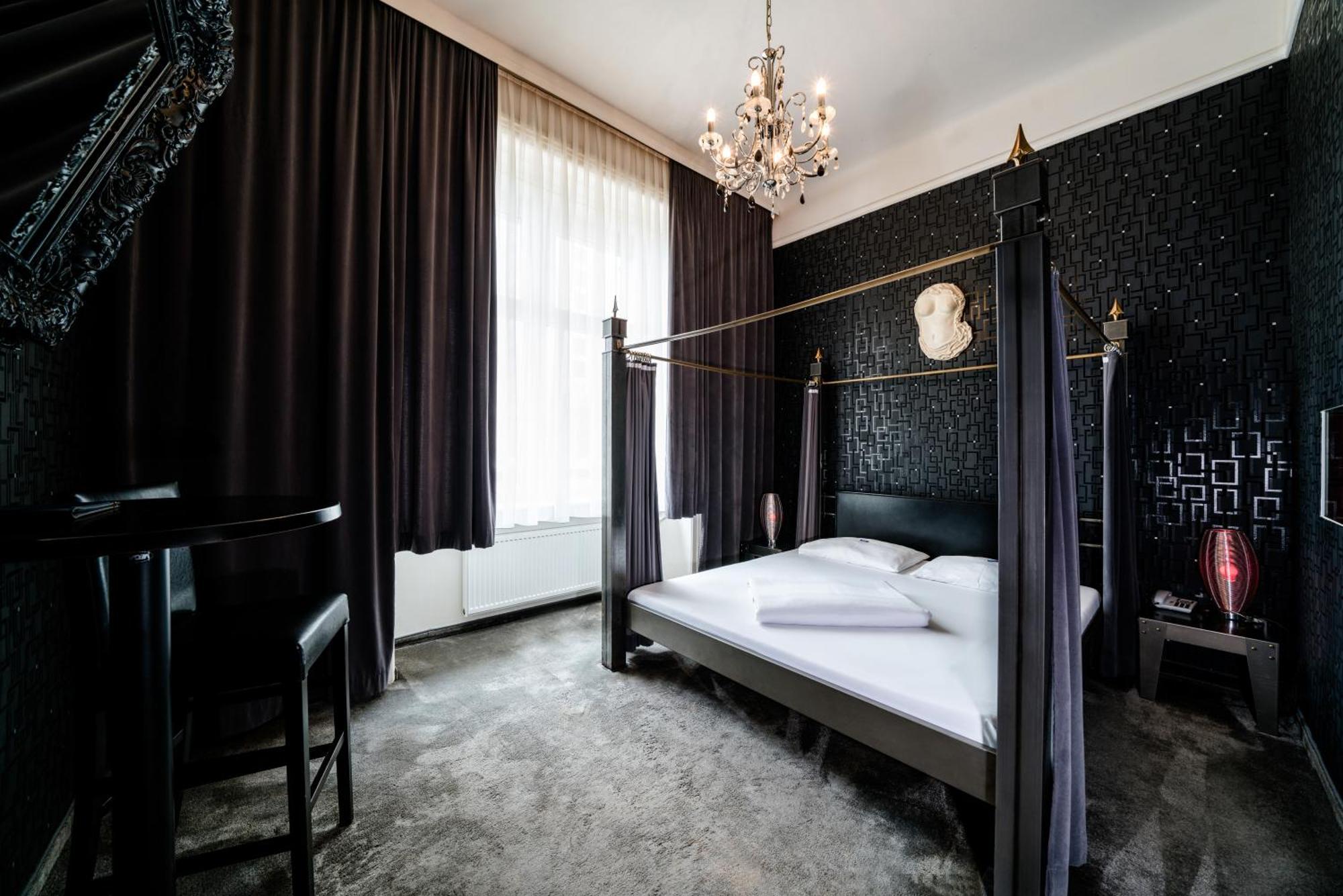 Hotel Goldene Spinne Viena Exterior foto